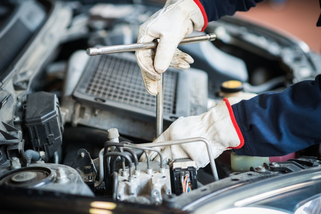 Ac Repair And Auto Repair: Knowing Just How Much Is Too Much